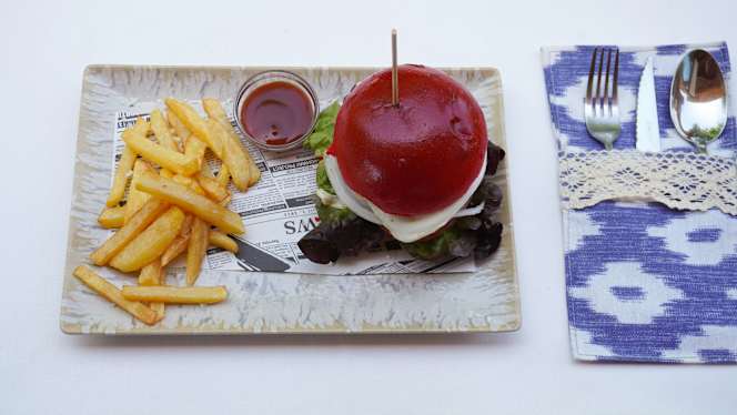 Quatre Restaurant - 1