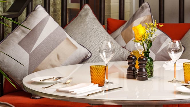 The Cafe Biltmore Restaurant & Terrace - 7