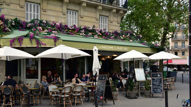 La Parisienne du Faubourg - Paris - 1
