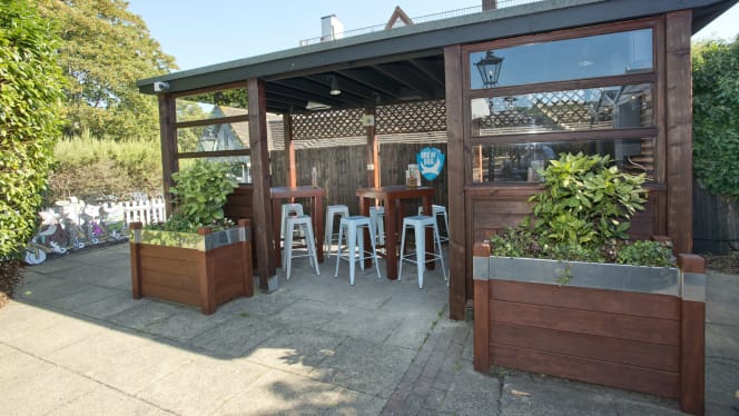 North End Tavern Worcester Park - 6