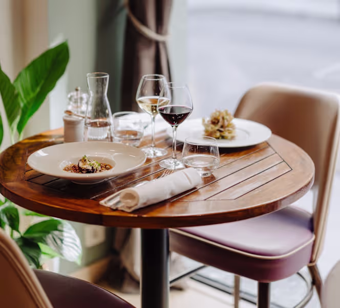 Origines Italian Restaurant - 8