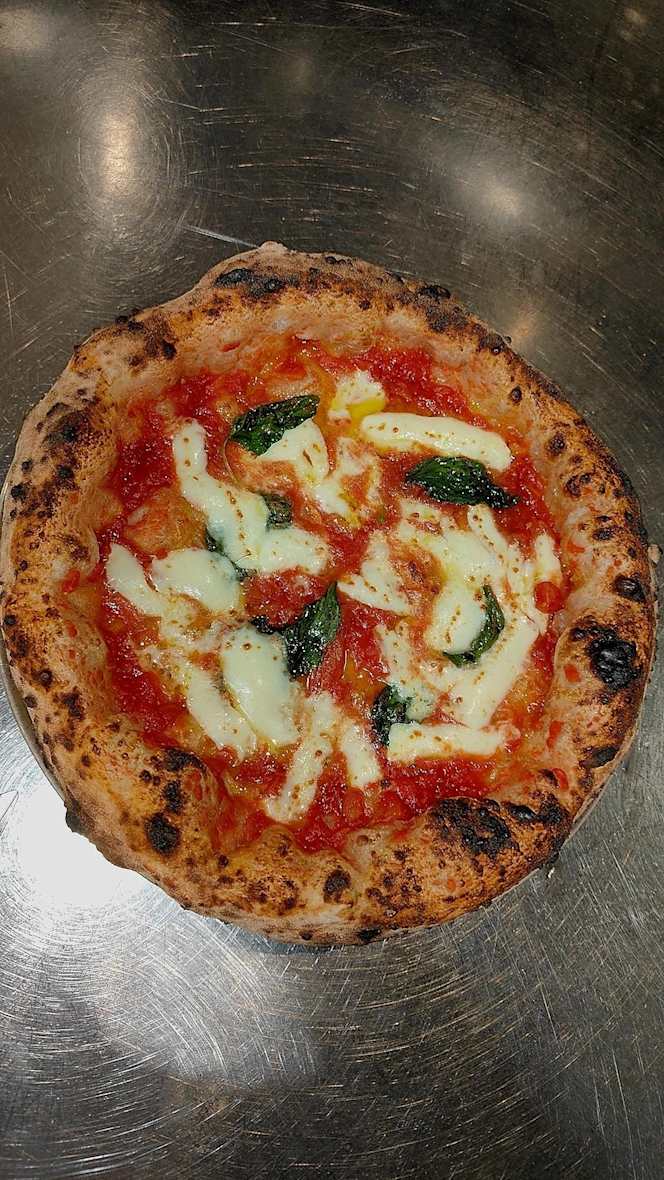 Manuè Pizzeria e Friggitoria Dalmine - 8