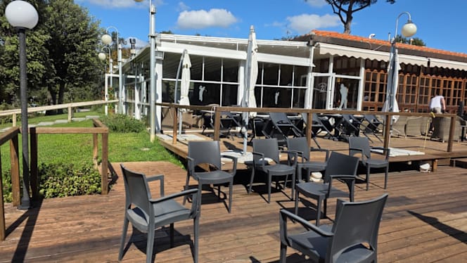 Green Park Restaurant - 1