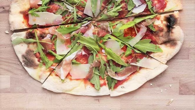 I Sapori Restaurant & Pizzeria - 3