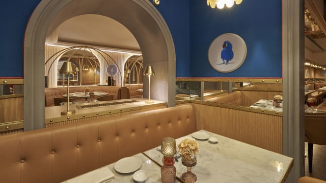 Il Magnifico Restaurant - 8