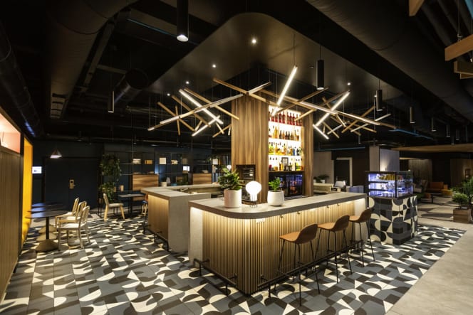 ICI & LÀ - BAR_RESTAURANT - 6