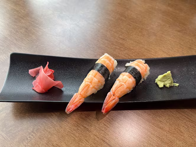 Gold & Hot Sushi - 4