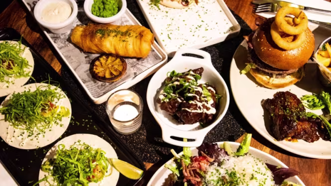 O'Sullivans by The Mill - Paris - 4