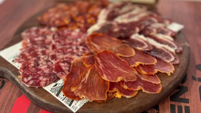 Platos Gastrobar - 8