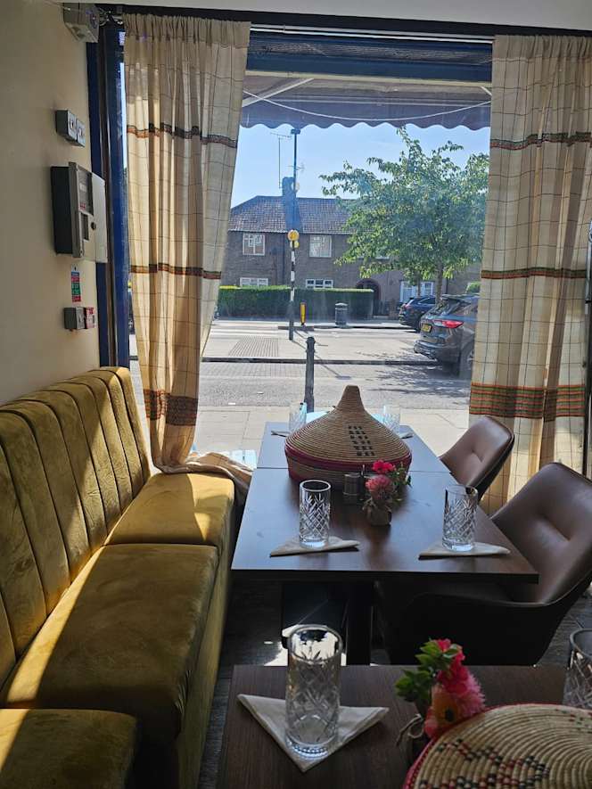 Ajet Restaurant - 6