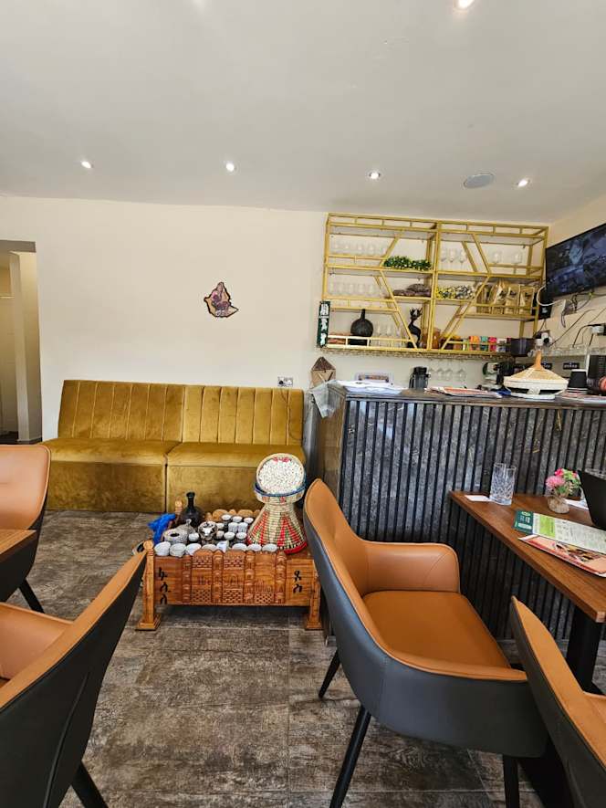 Ajet Restaurant - 7