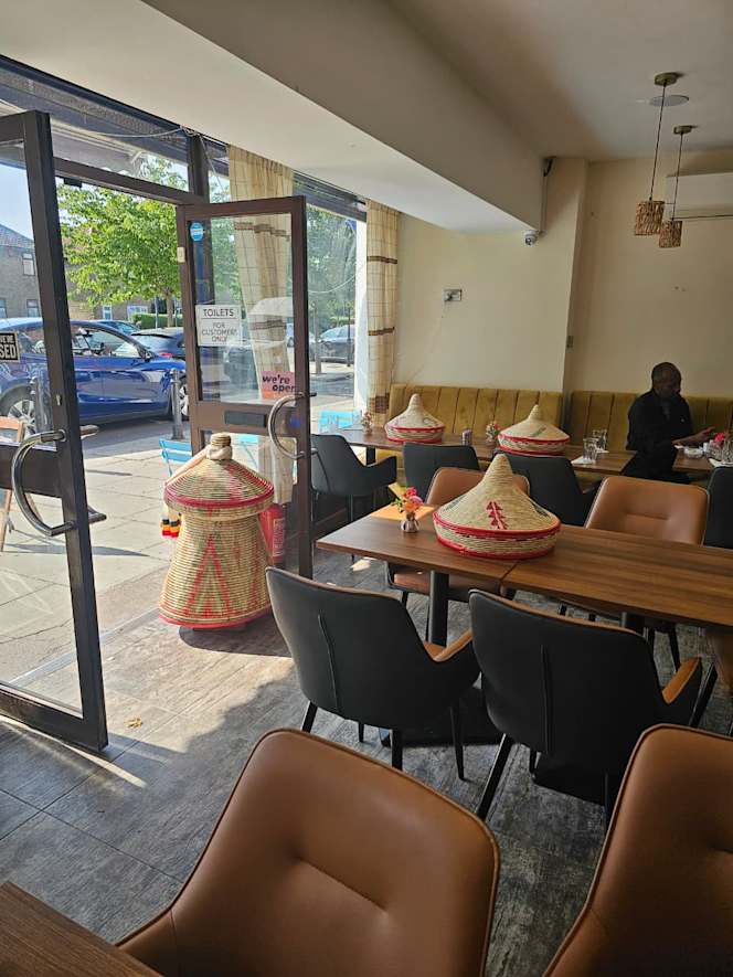 Ajet Restaurant - 4