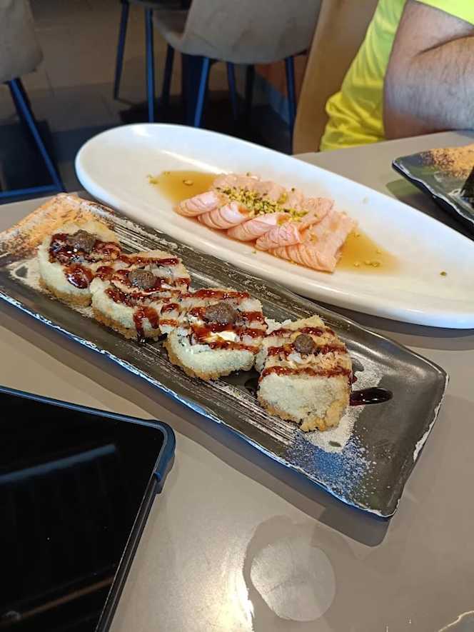 OYO Japanese Restaurant Aprilia - 8