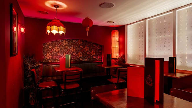 Opium Cocktail & Dim Sum Parlour - 6