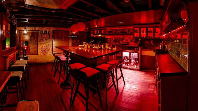 Opium Cocktail & Dim Sum Parlour - 7