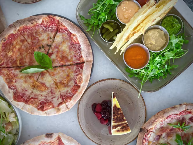 Minerva Bar Upstairs at Chichester Festival Theatre - 3