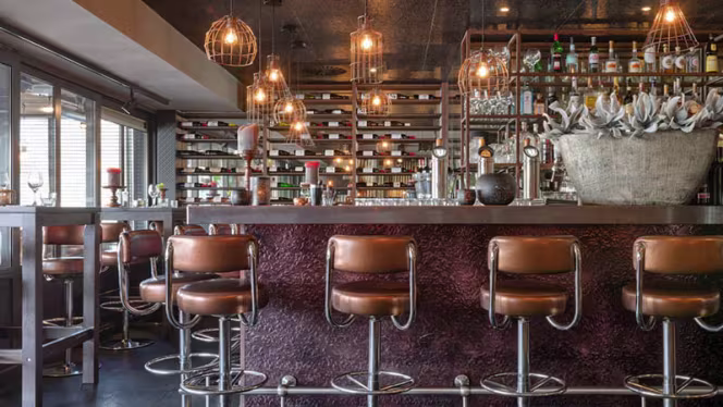 Bar Bistro Joseph - 9