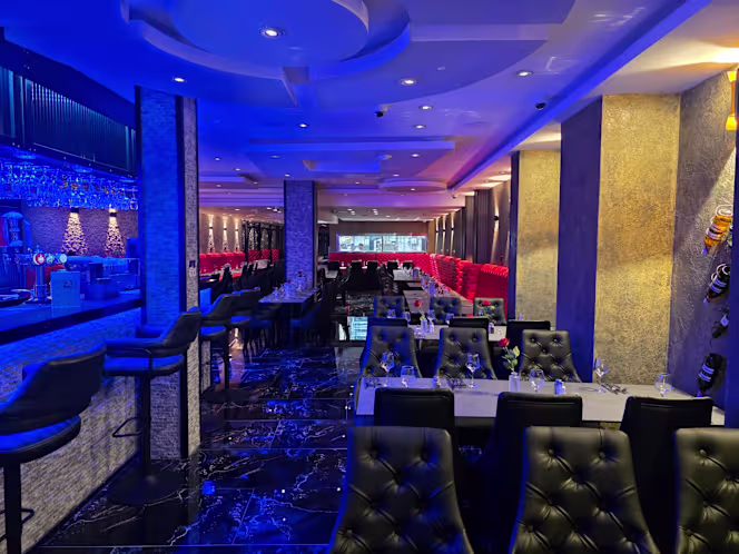 Eagle Grill & Bar - 5