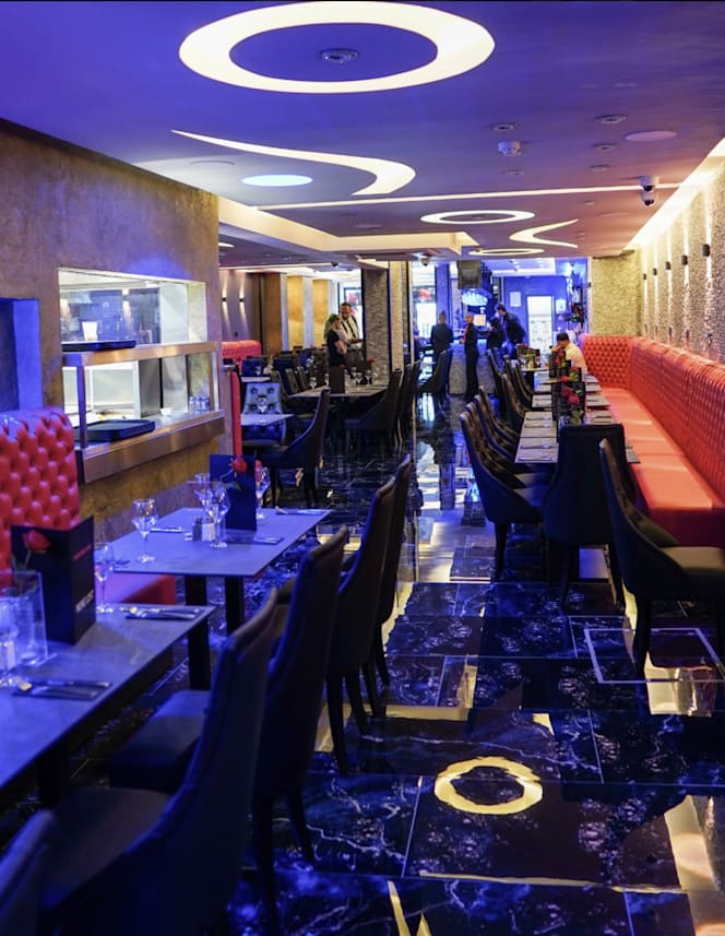 Eagle Grill & Bar - 9