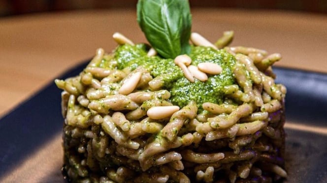 Marathon Restaurant & Pub - 2