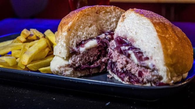 Marathon Restaurant & Pub - 1