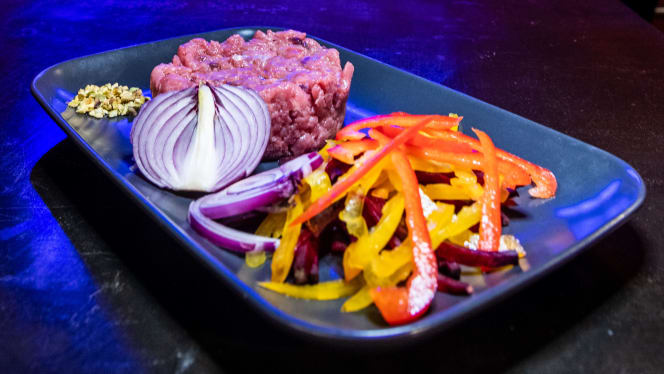 Marathon Restaurant & Pub - 4