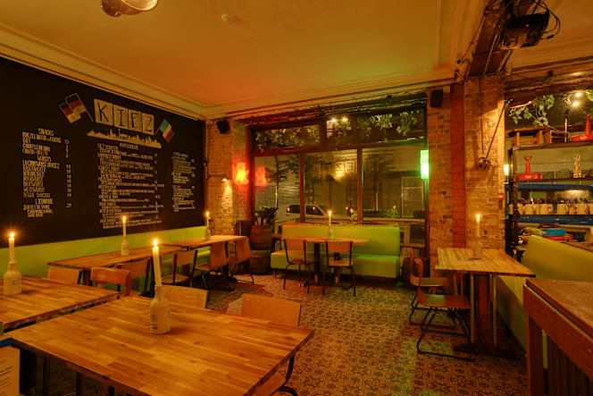 Kiez Biergarten Montmartre - 1