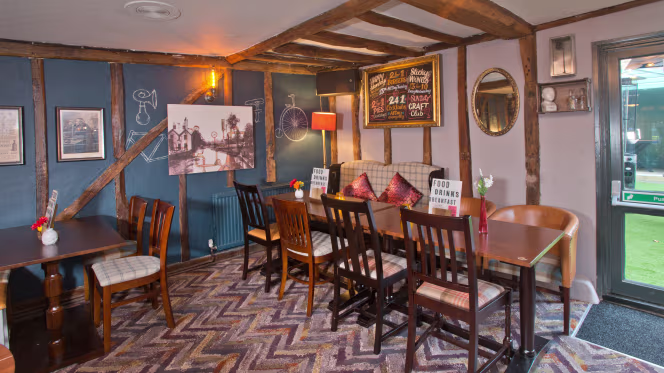 Star Bishops Stortford - 3