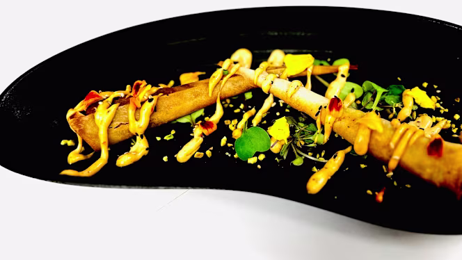 Quina Creu Tapas Restaurant - 2