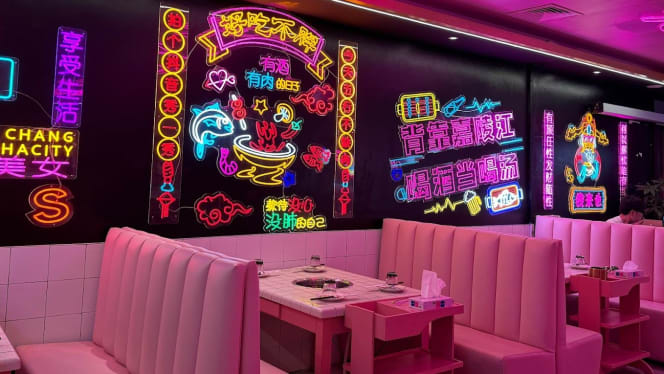 BALALA DIY NOODLES & HOT POT - Milano - 4