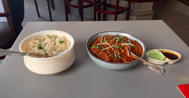 Indian Zaika Indisches Restaurant Bar & Cafe - 1