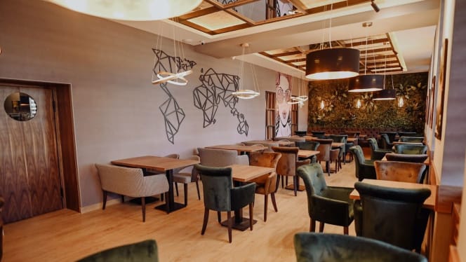 Uno Momento 1020 - 1