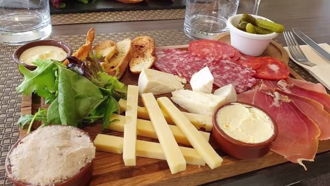 L'Etiquette - Le Restaurant du Golf de Limère - Ardon - 2