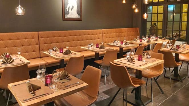 The Brothers (grand place) - 9