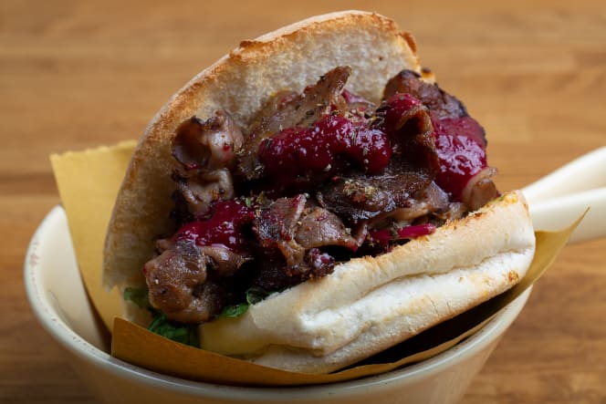 DOT Chianti Street Food - 3