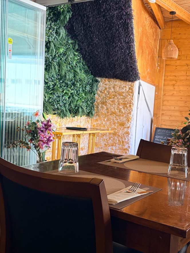 Forno & Flame Restaurant & Bar - 9