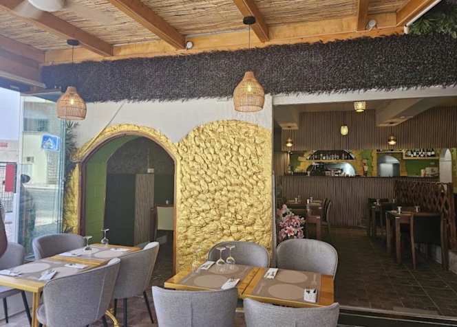 Forno & Flame Restaurant & Bar - 5