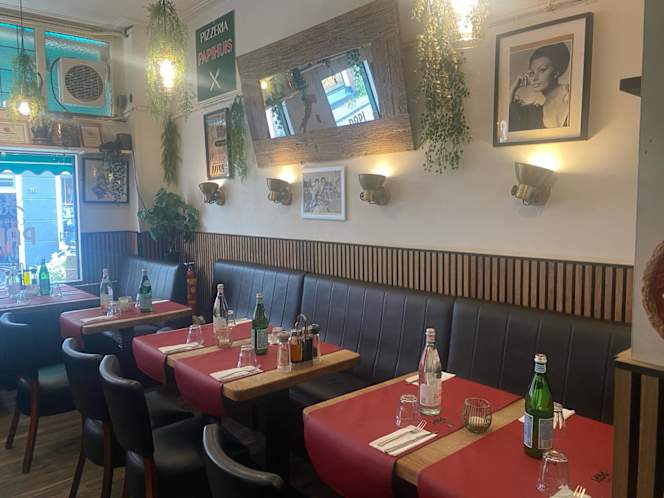 Casa Di Papi Barrevoetestraat 21 > Location 1 - 5