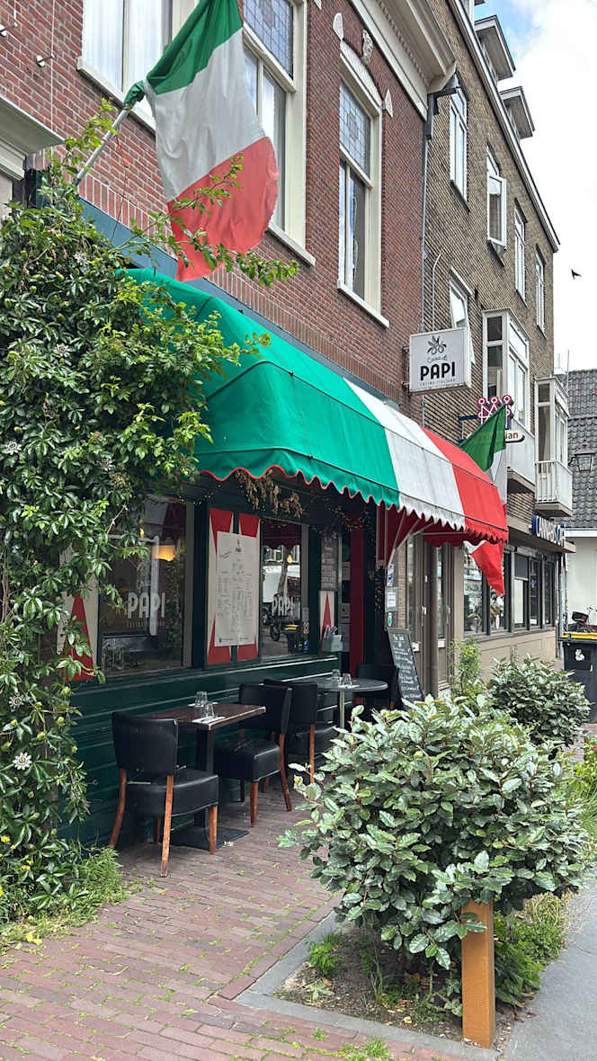Casa Di Papi Barrevoetestraat 21 > Location 1 - 9