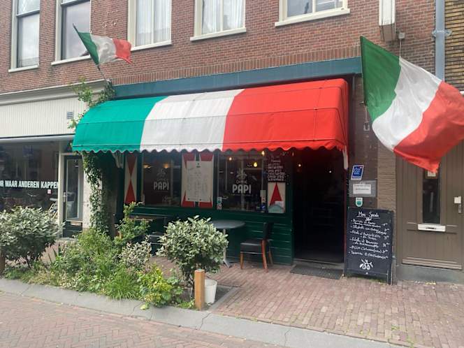 Casa Di Papi Barrevoetestraat 21 > Location 1 - 4