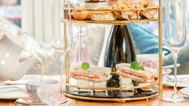 The Lounge at Sloane Square Hotel - 2