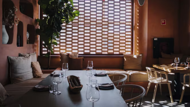 Three House Restaurant - 8