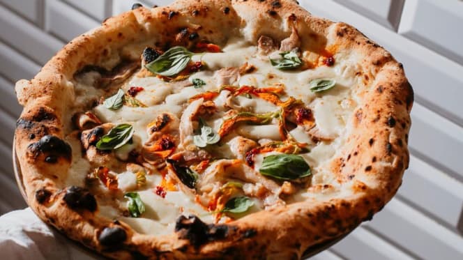 Trattoria Napoletana e Pizzeria Nun Se Ne Va' - 6