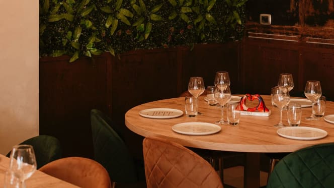 Trattoria Napoletana e Pizzeria Nun Se Ne Va' - 1