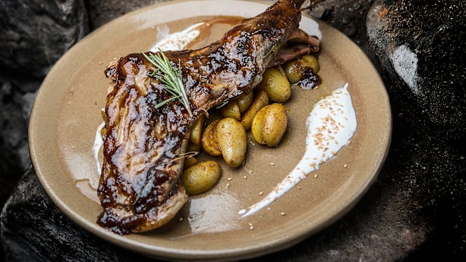 Restaurante Entremuros - Hotel Vincci Posada del Patio - 6