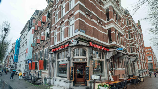 Rembrandt Corner - 6