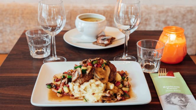 Rembrandt Corner - 1