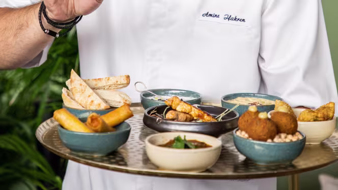 Solis bar & restaurant - 2