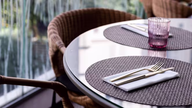 Solis bar & restaurant - 3