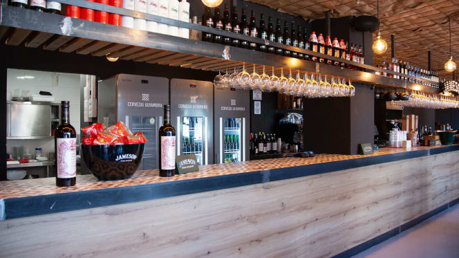 4 Latas Poblenou - 0